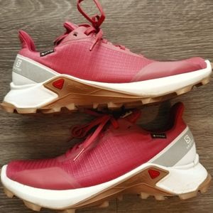 Salomon Alphacross WP Trail Shoes Sz8.5